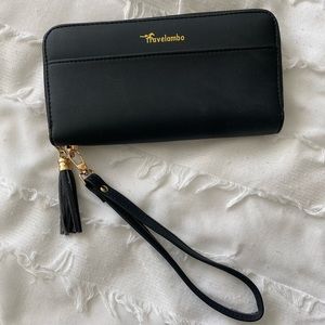 Travelambo Tassel Wallet/Wristlet